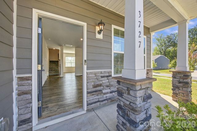 3727 Stanley Creek Drive, Mount Holly, NC 28210