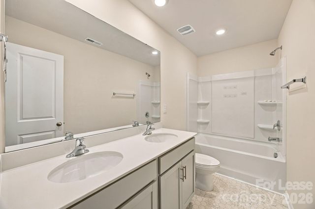 3727 Stanley Creek Drive, Mount Holly, NC 28210