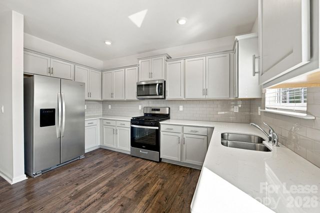 3727 Stanley Creek Drive, Mount Holly, NC 28210