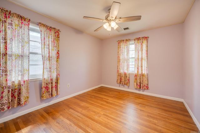 820 Ash Street, Conway, AR 72034