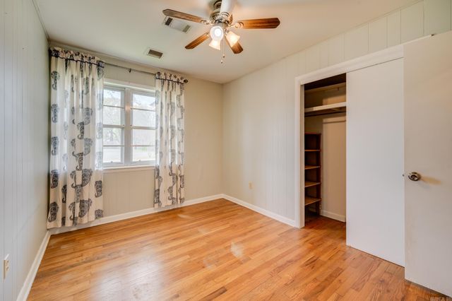 820 Ash Street, Conway, AR 72034