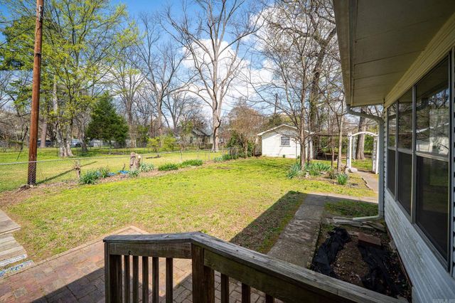 820 Ash Street, Conway, AR 72034
