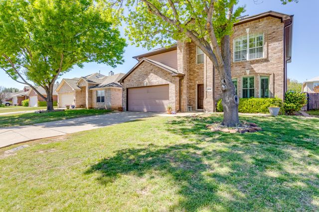 4816 Sleepy Ridge Circle, Fort Worth, TX 76133
