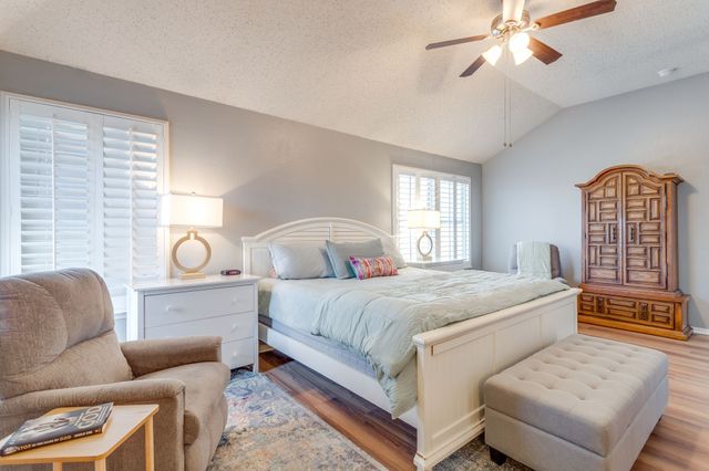 4816 Sleepy Ridge Circle, Fort Worth, TX 76133