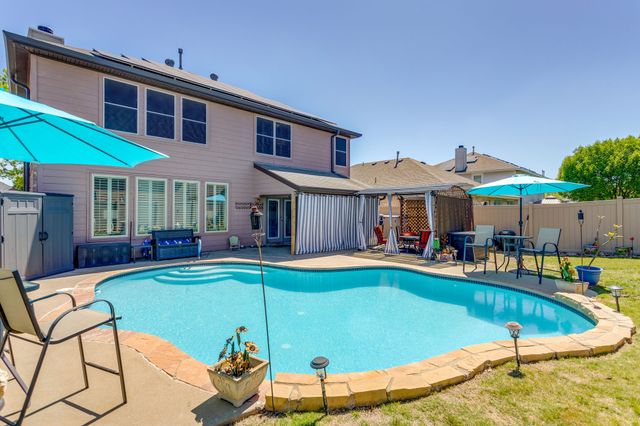 4816 Sleepy Ridge Circle, Fort Worth, TX 76133