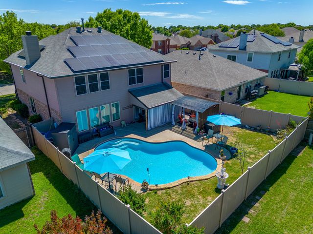 4816 Sleepy Ridge Circle, Fort Worth, TX 76133