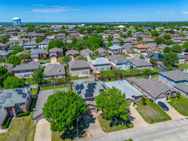 4816 Sleepy Ridge Circle, Fort Worth, TX 76133