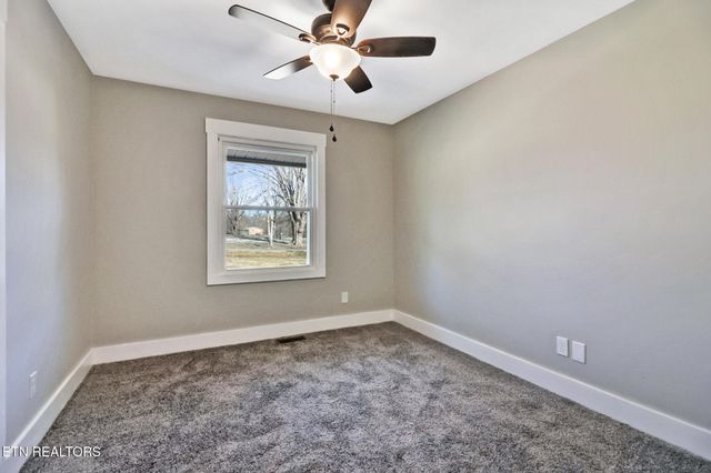 280 Glenwood Circle, Crossville, TN 38555