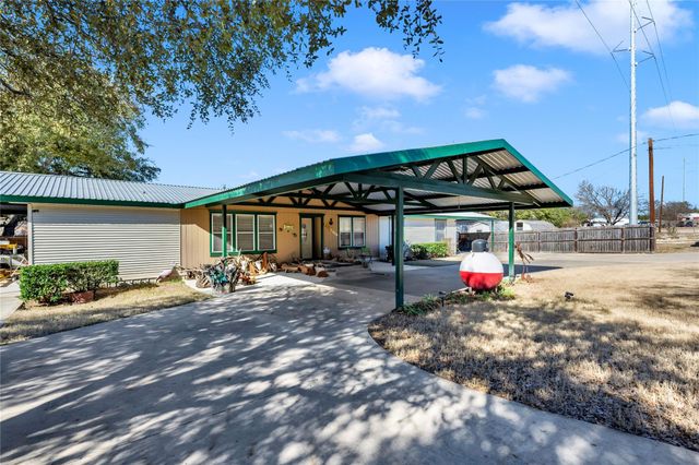 100 Highline Cutoff, Kingsland, TX 78639