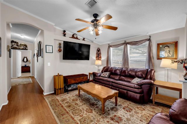 100 Highline Cutoff, Kingsland, TX 78639