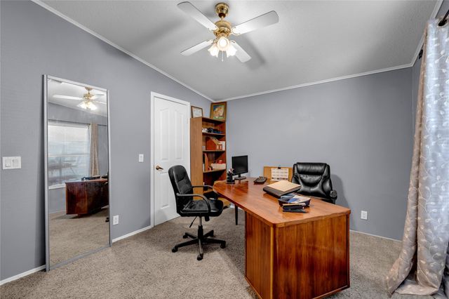 100 Highline Cutoff, Kingsland, TX 78639