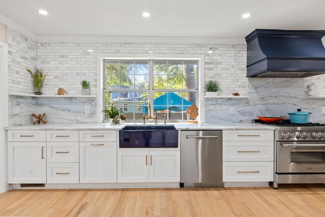 1831 Houghton Drive, Charleston, SC 29412