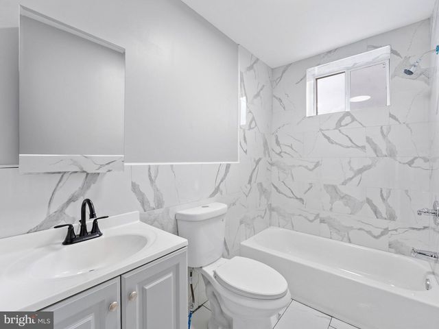 144 FERN ST, Philadelphia, PA 19120