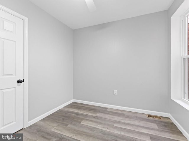 144 FERN ST, Philadelphia, PA 19120