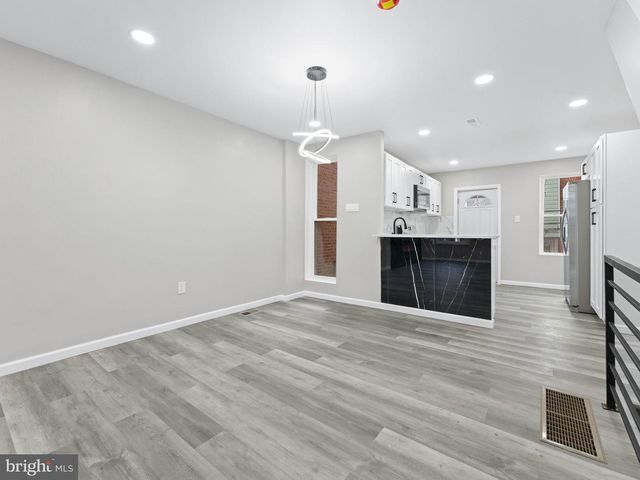144 FERN ST, Philadelphia, PA 19120