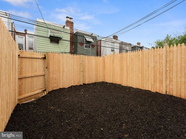 144 FERN ST, Philadelphia, PA 19120