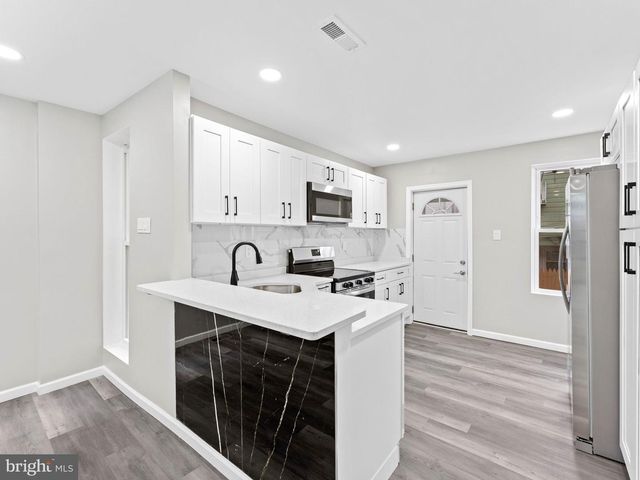 144 FERN ST, Philadelphia, PA 19120