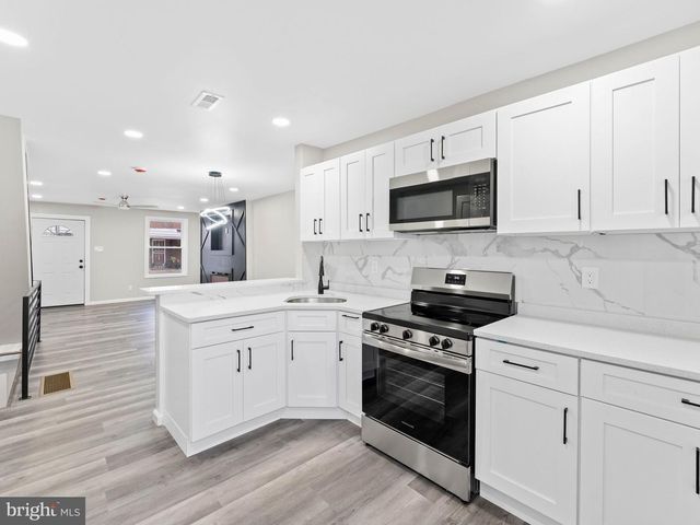 144 FERN ST, Philadelphia, PA 19120