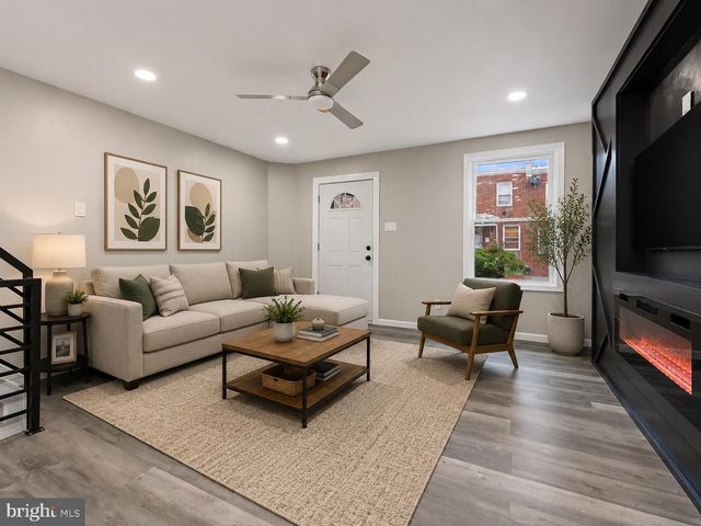 144 FERN ST, Philadelphia, PA 19120