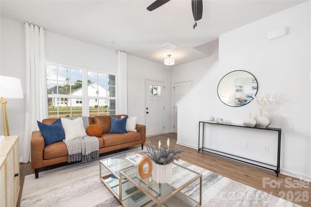 1422 Summerville Road, Charlotte, NC 28214