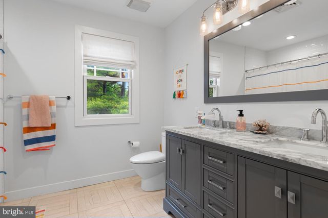 1540 BRIAR HILL RD, Gladwyne, PA 19035