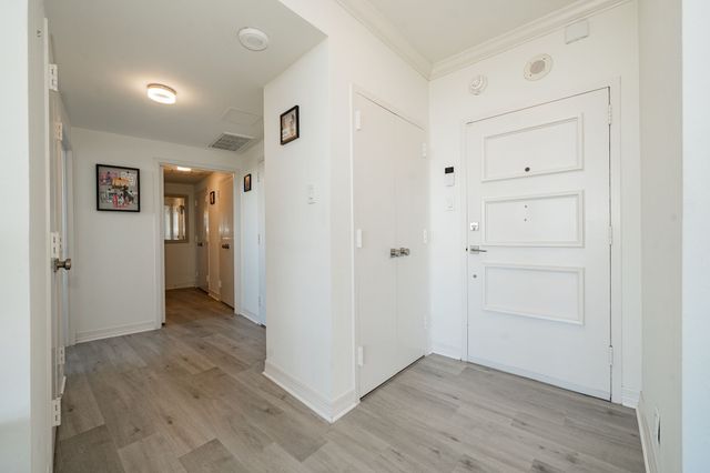 6211 W Northwest Highway 1602, Dallas, TX 75225