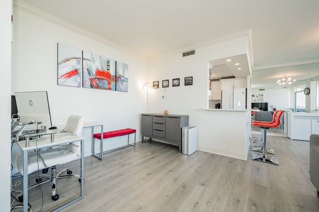 6211 W Northwest Highway 1602, Dallas, TX 75225