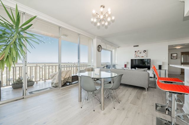 6211 W Northwest Highway 1602, Dallas, TX 75225