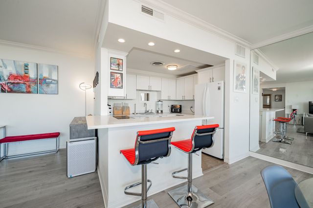 6211 W Northwest Highway 1602, Dallas, TX 75225