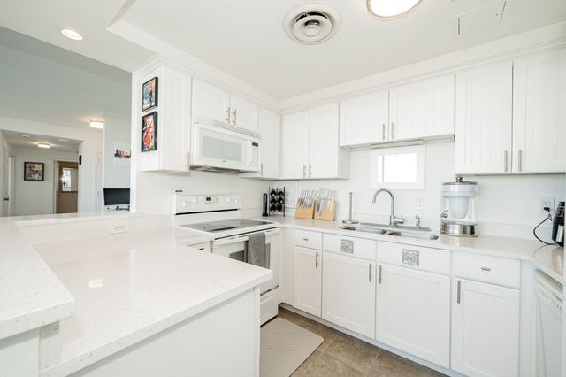 6211 W Northwest Highway 1602, Dallas, TX 75225