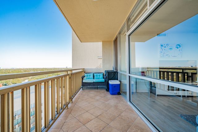 6211 W Northwest Highway 1602, Dallas, TX 75225