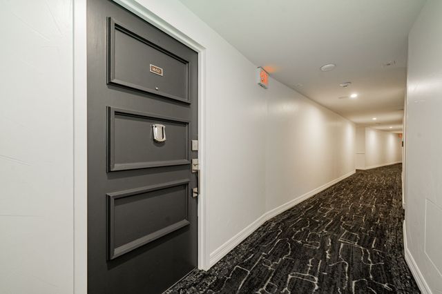 6211 W Northwest Highway 1602, Dallas, TX 75225