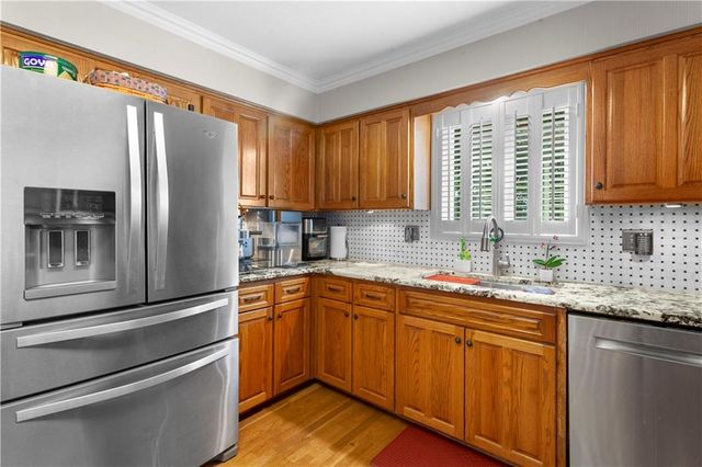 1090 NE Blackwell Road, Lee's Summit, MO 64086