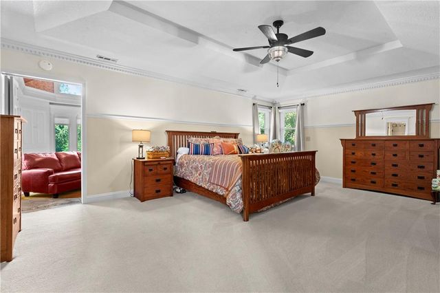 1090 NE Blackwell Road, Lee's Summit, MO 64086