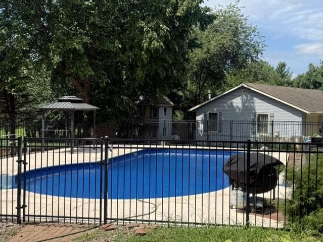 1090 NE Blackwell Road, Lee's Summit, MO 64086