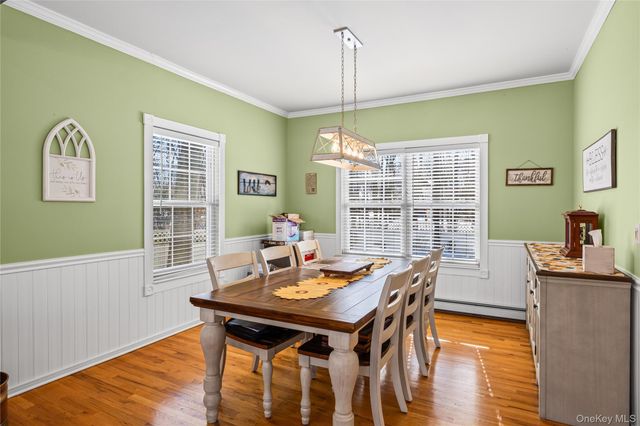 36 Lansing Street, Miller Place, NY 11764