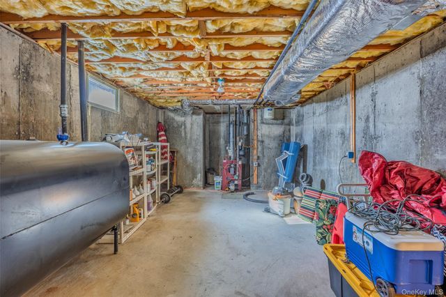 36 Lansing Street, Miller Place, NY 11764