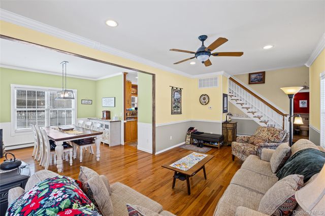 36 Lansing Street, Miller Place, NY 11764