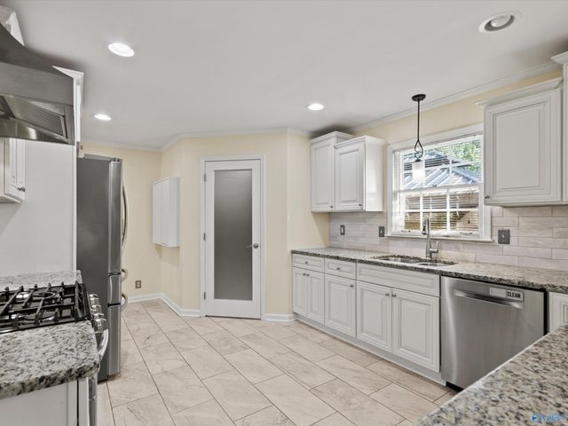 826 Eldorado Avenue, Huntsville, AL 35802