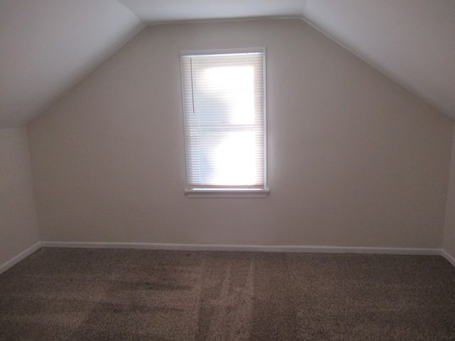 1428 Hazel Street N, Saint Paul, MN 55119