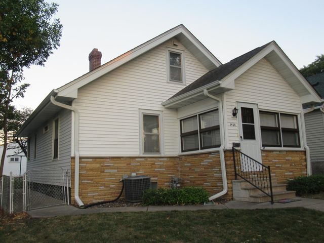 1428 Hazel Street N, Saint Paul, MN 55119