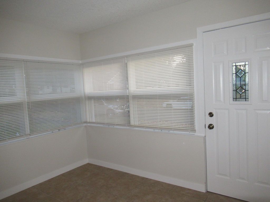 1428 Hazel Street N, Saint Paul, MN 55119 — photo 4