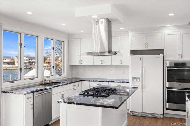 3146 Lee Place, Bellmore, NY 11710