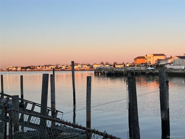 3146 Lee Place, Bellmore, NY 11710