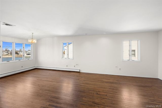 3146 Lee Place, Bellmore, NY 11710