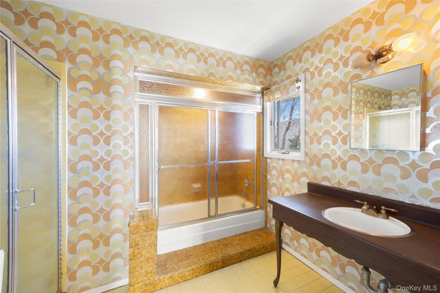 3146 Lee Place, Bellmore, NY 11710