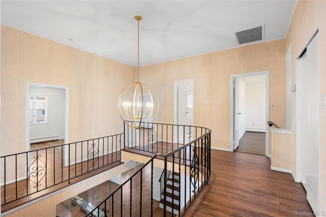 3146 Lee Place, Bellmore, NY 11710