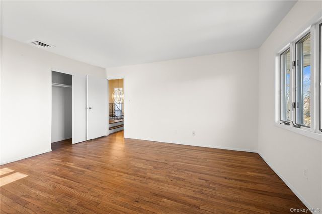 3146 Lee Place, Bellmore, NY 11710