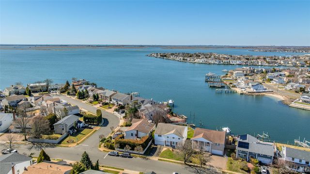 3146 Lee Place, Bellmore, NY 11710