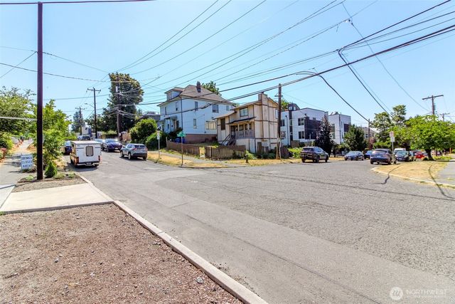 1601 E Alder Street, Seattle, WA 98122